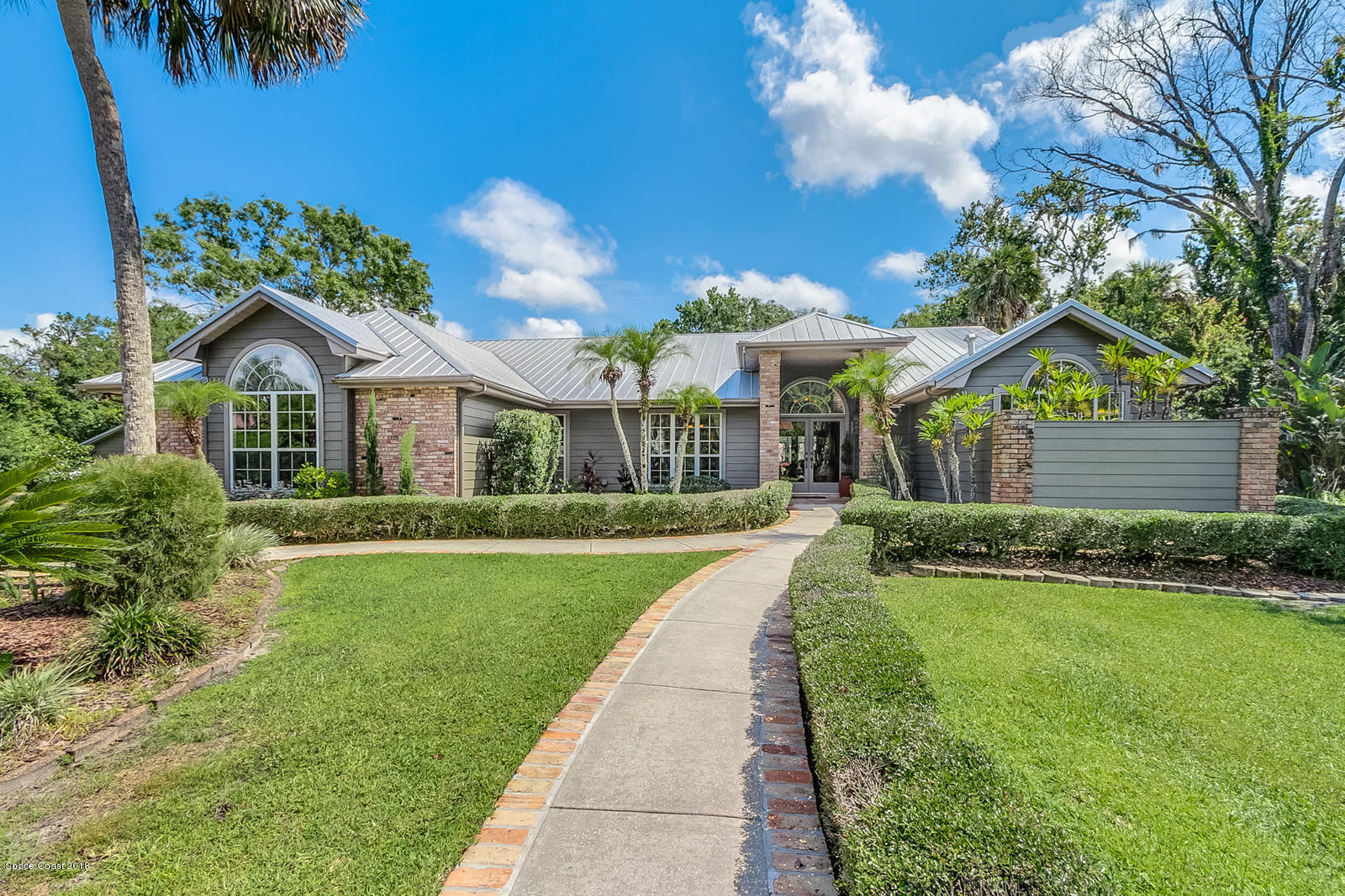 2555 Cox Road Cocoa, FL 32926 - Photo 25 of 42 Front View
