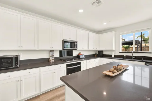 $777,000 | 6018 Driver Court, Vacaville, CA 95687