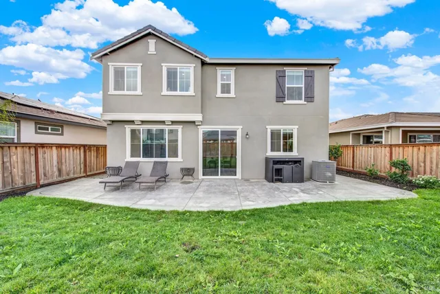$777,000 | 6018 Driver Court, Vacaville, CA 95687