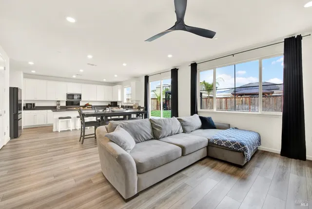 $777,000 | 6018 Driver Court, Vacaville, CA 95687