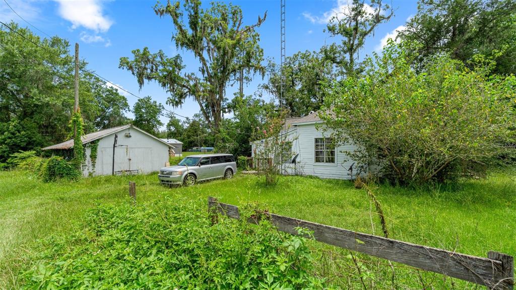 5698 Navarre Avenue Hampton, FL 32044 - Photo 4 of 10