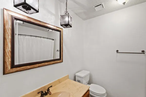 $2,250 | 9826 Briar Ridge Drive, Austin, TX 78748