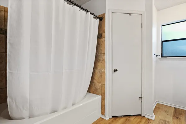 $2,250 | 9826 Briar Ridge Drive, Austin, TX 78748