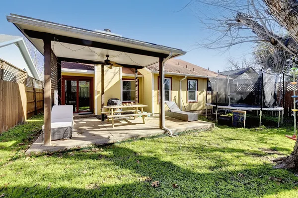 $2,250 | 9826 Briar Ridge Drive, Austin, TX 78748