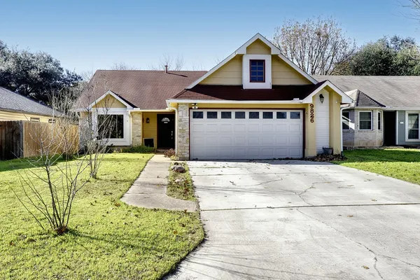 $2,250 | 9826 Briar Ridge Drive, Austin, TX 78748