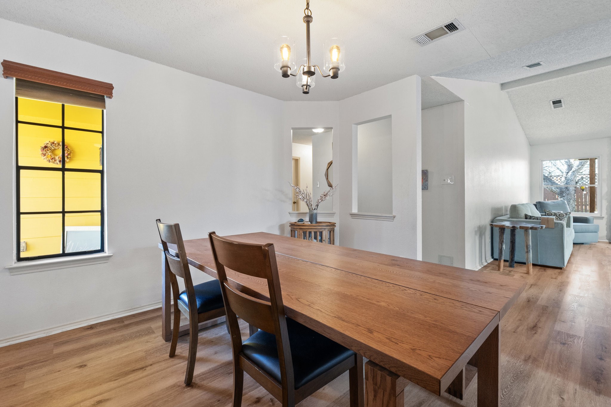 9826 Briar Ridge Drive Austin, TX 78748 - Photo 4 of 23