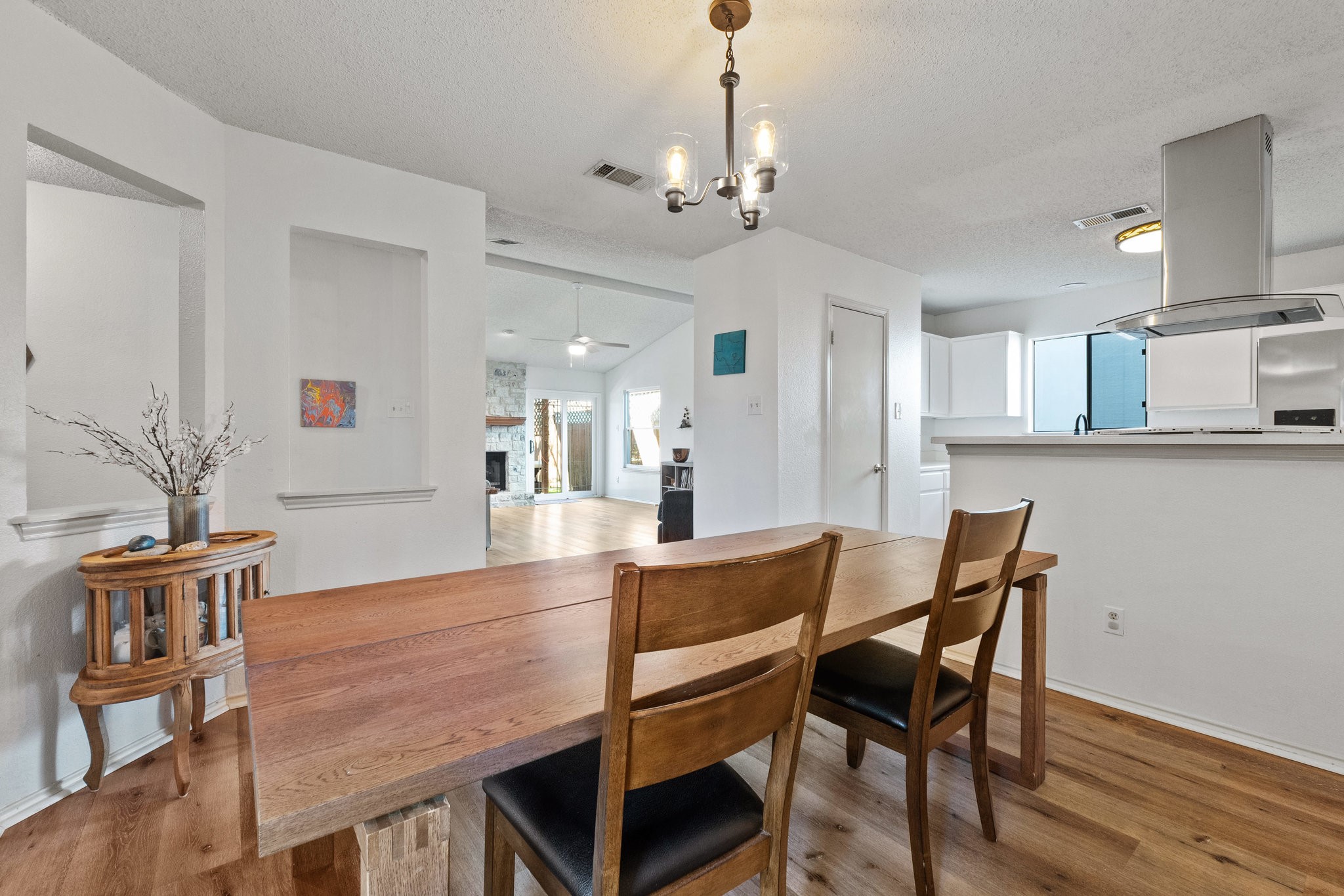 9826 Briar Ridge Drive Austin, TX 78748 - Photo 5 of 23