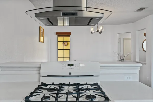 $2,250 | 9826 Briar Ridge Drive, Austin, TX 78748