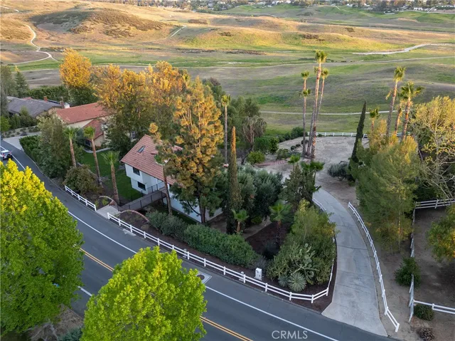 $1,300,000 | 30145 VÃa Norte, Temecula, CA 92591