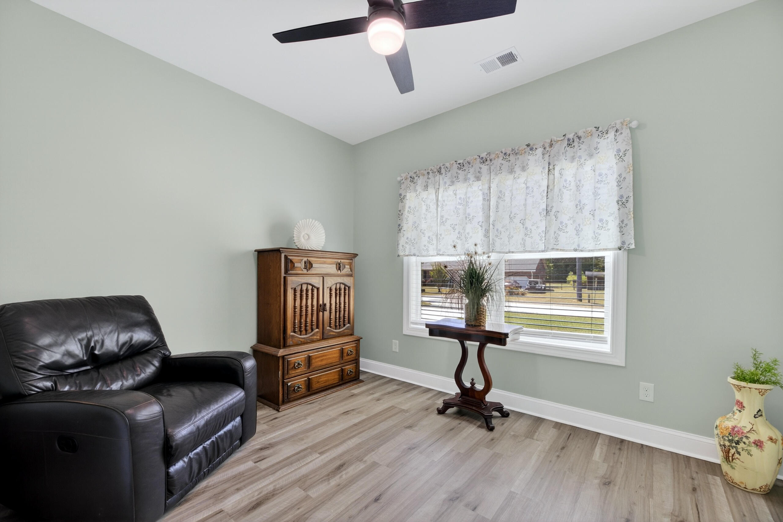 2036 Longwood Road Northeast Orangeburg, SC 29118 - Photo 27 of 38 IMG_5417