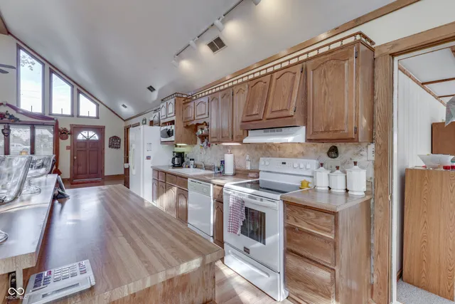 $580,000 | 6747 East County Road 700 North, Brownsburg, IN 46112