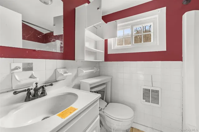 $299,900 | 6 Laurel Drive, Holmes, NY 12531