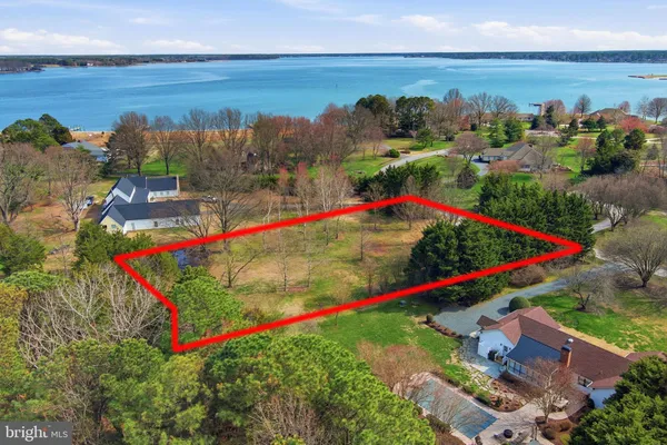 a view of a outdoor space