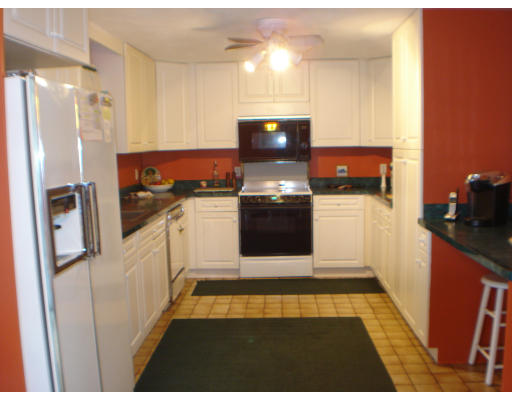 14 Pontiac Road Peabody, MA 01960 - Photo 5 of 21 Gallery Image 5