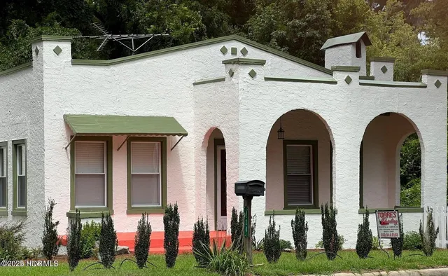 $285,000 | 220 River Road, Washington, NC 27889