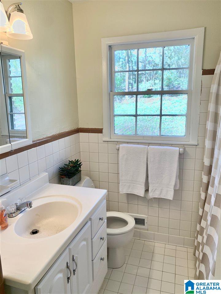 2212 Deerwood Road Birmingham, AL 35216 - Photo 17 of 19