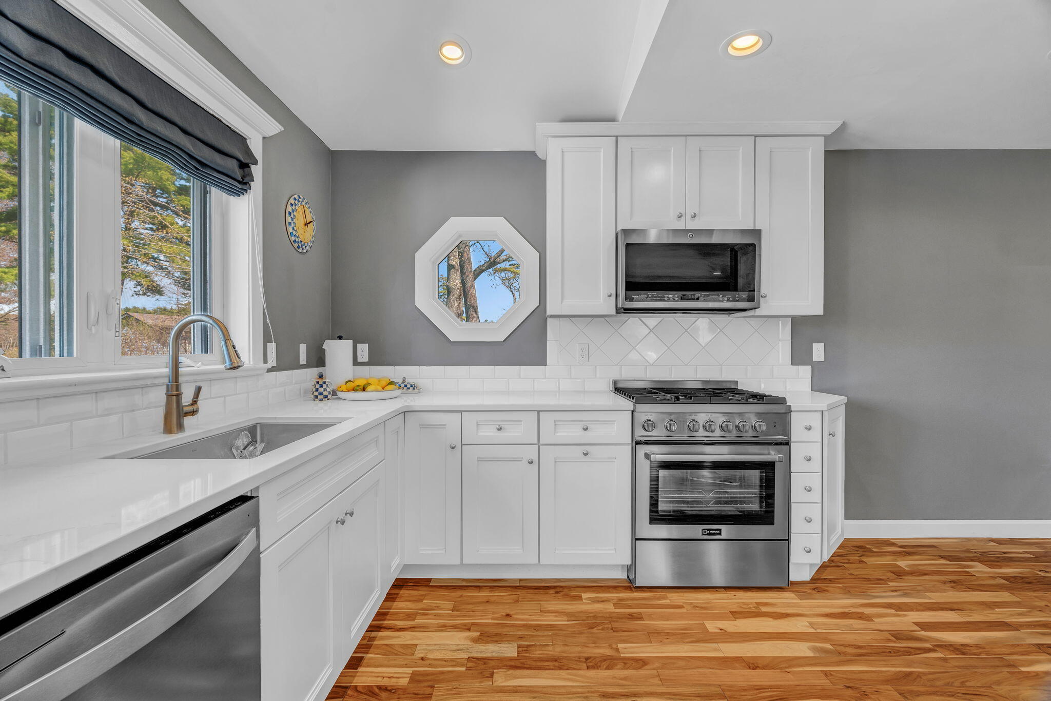 7 Hodgdon Lane Boothbay, ME 04537 - Photo 7 of 57 18-web-or-mls-7-hodgdon-ln