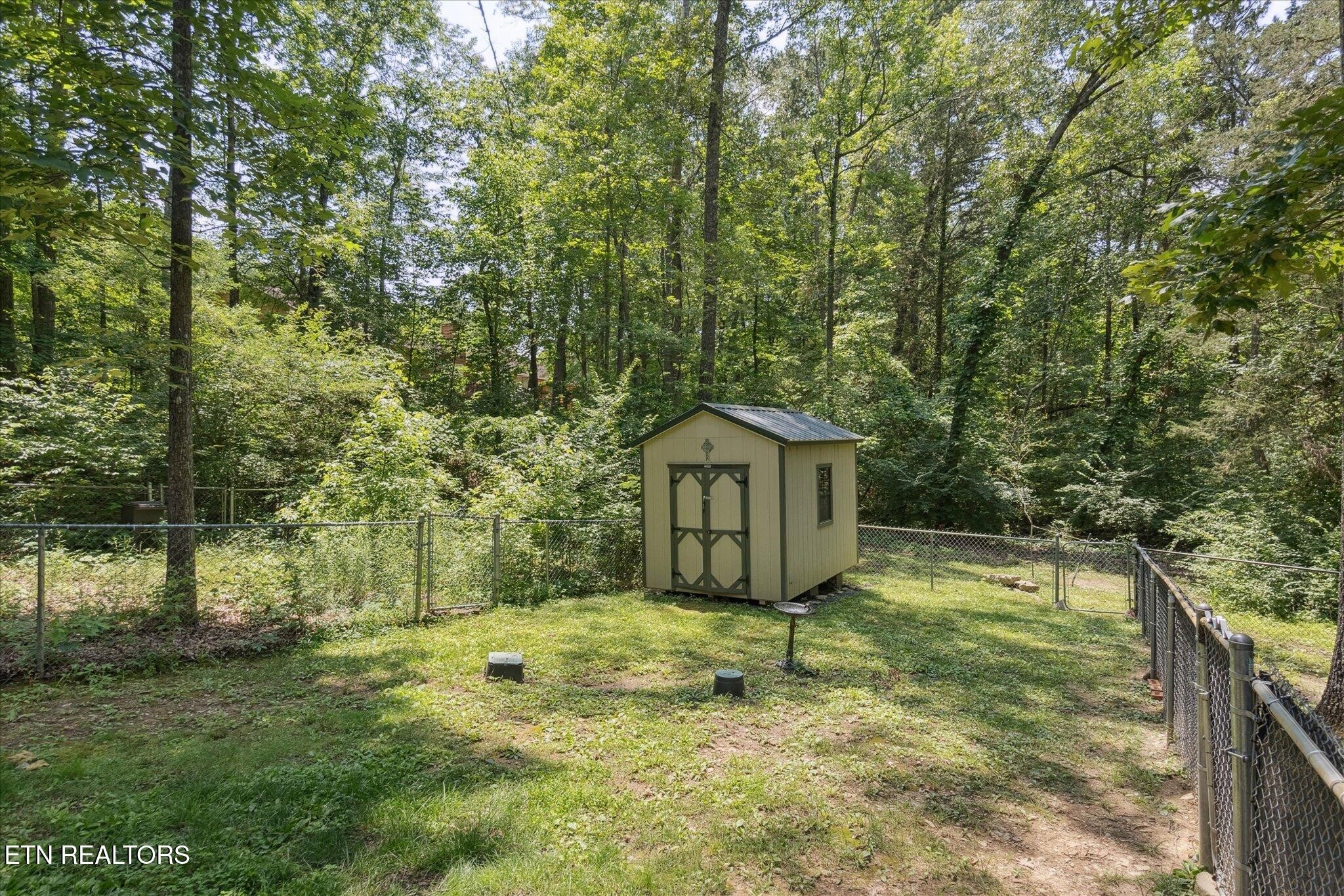 118 Hanover Place Oak Ridge, TN 37830 - Photo 20 of 24