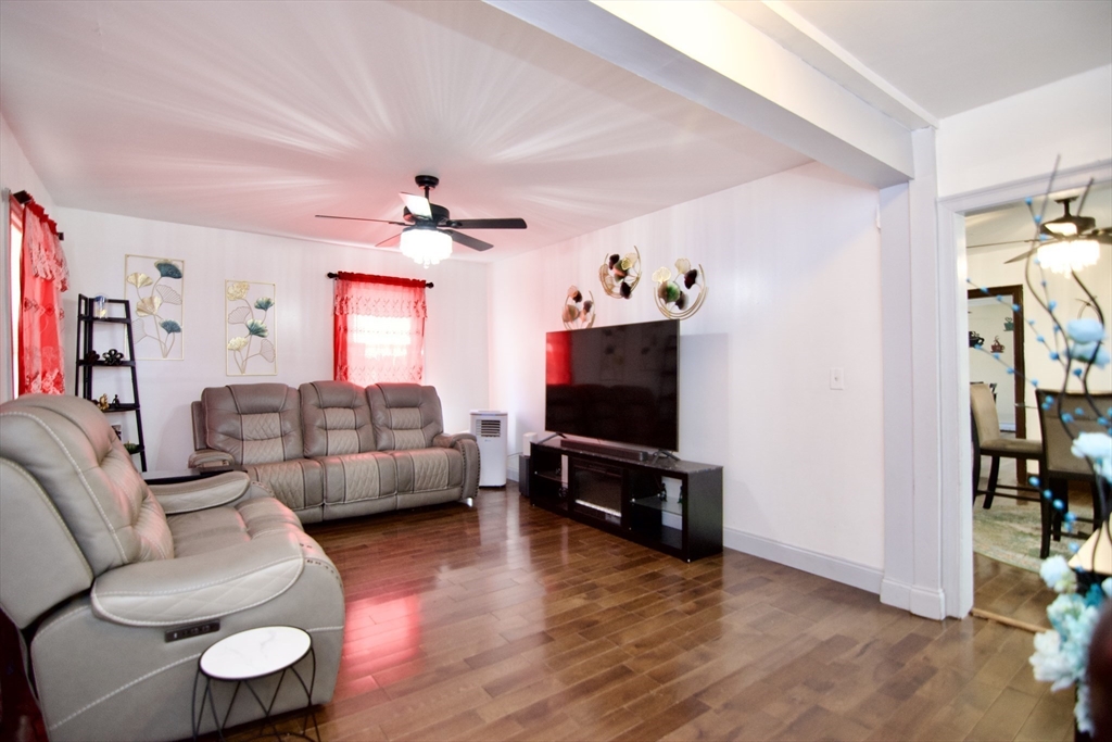 234 Eastern Avenue Springfield, MA 01109 - Photo 5 of 35 Gallery Image 5