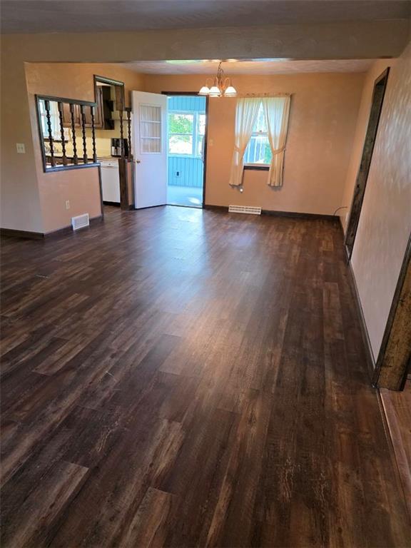 2153 Mt Jackson Road Bessemer, PA 16112 - Photo 4 of 28