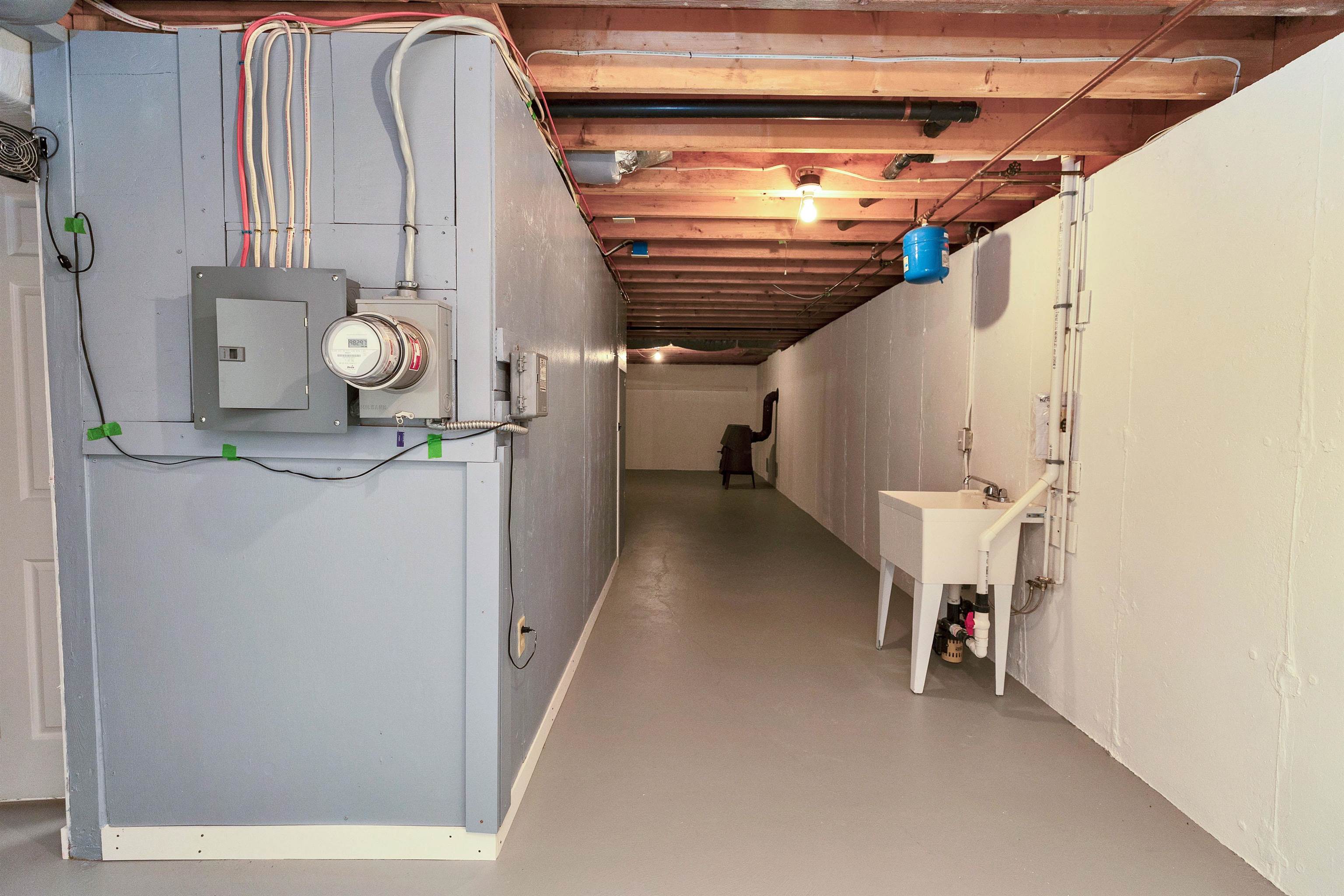 1 Colonial Square, Unit 1 Peterborough, NH 03458 - Photo 23 of 32