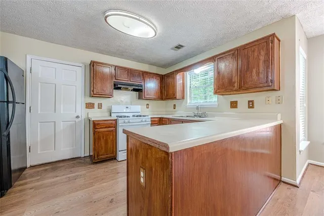 $325,000 | 2563 Creek Terrace, Snellville, GA 30078