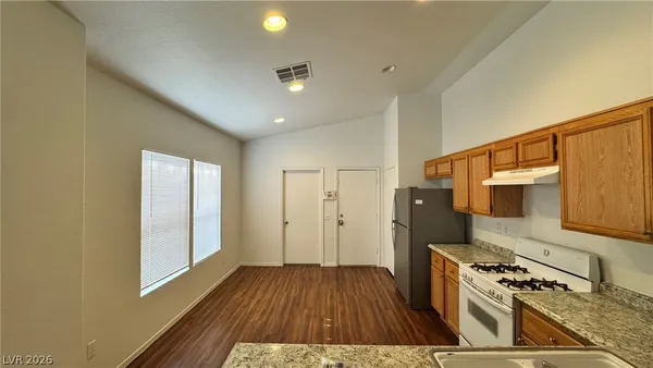 $1,798 | 9512 Chanticleer Court, Las Vegas, NV 89129