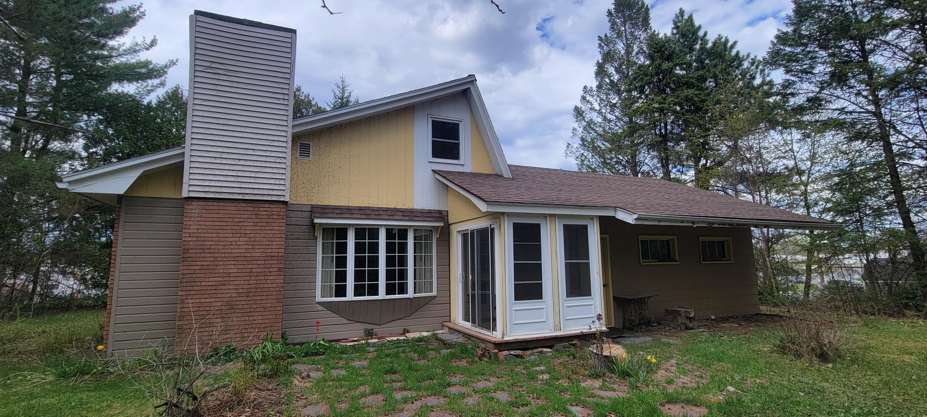 699 Main Street Madawaska, ME 04756 - Photo 1 of 34 20250515_154652