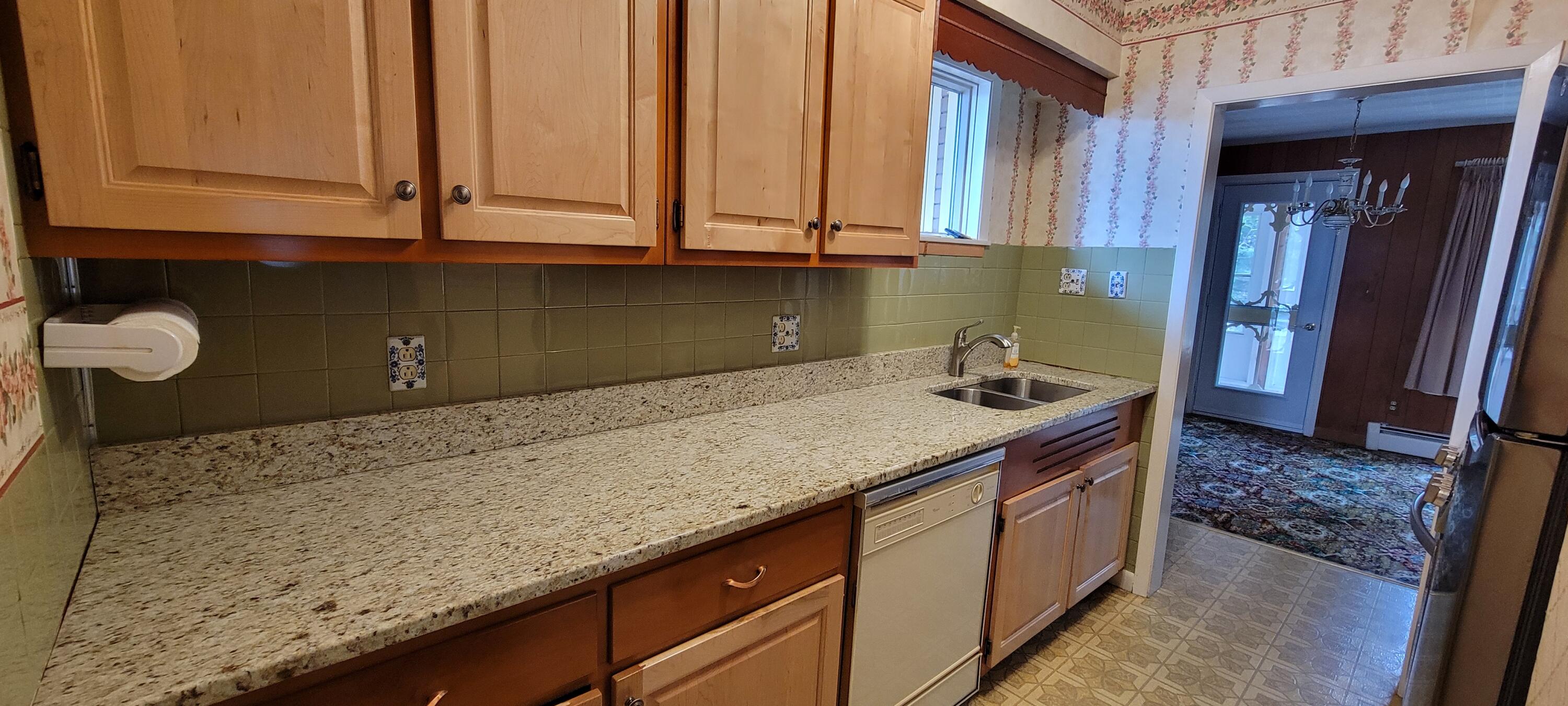 699 Main Street Madawaska, ME 04756 - Photo 12 of 34 20250424_134936