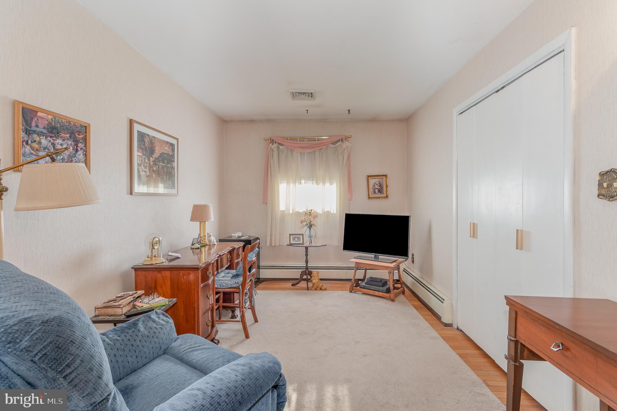 429 Springlake Road Harrisburg, PA 17112 - Photo 11 of 33 Gallery Image 11