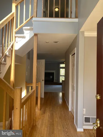 $3,550 | 12604 Varny Place, Fairfax, VA 22033