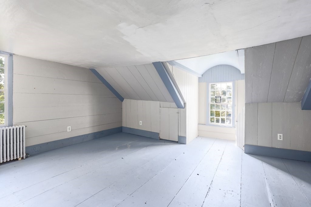 116 Spring Street Hull, MA 02045 - Photo 24 of 37 an empty room with windows