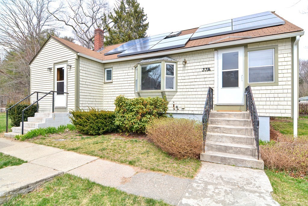 37 Center Street Northbridge, MA 01588 - Photo 2 of 39