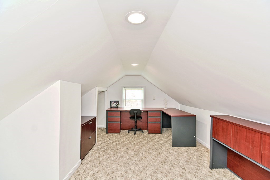 37 Center Street Northbridge, MA 01588 - Photo 24 of 39