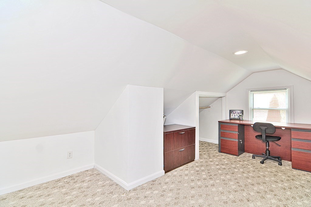37 Center Street Northbridge, MA 01588 - Photo 25 of 39
