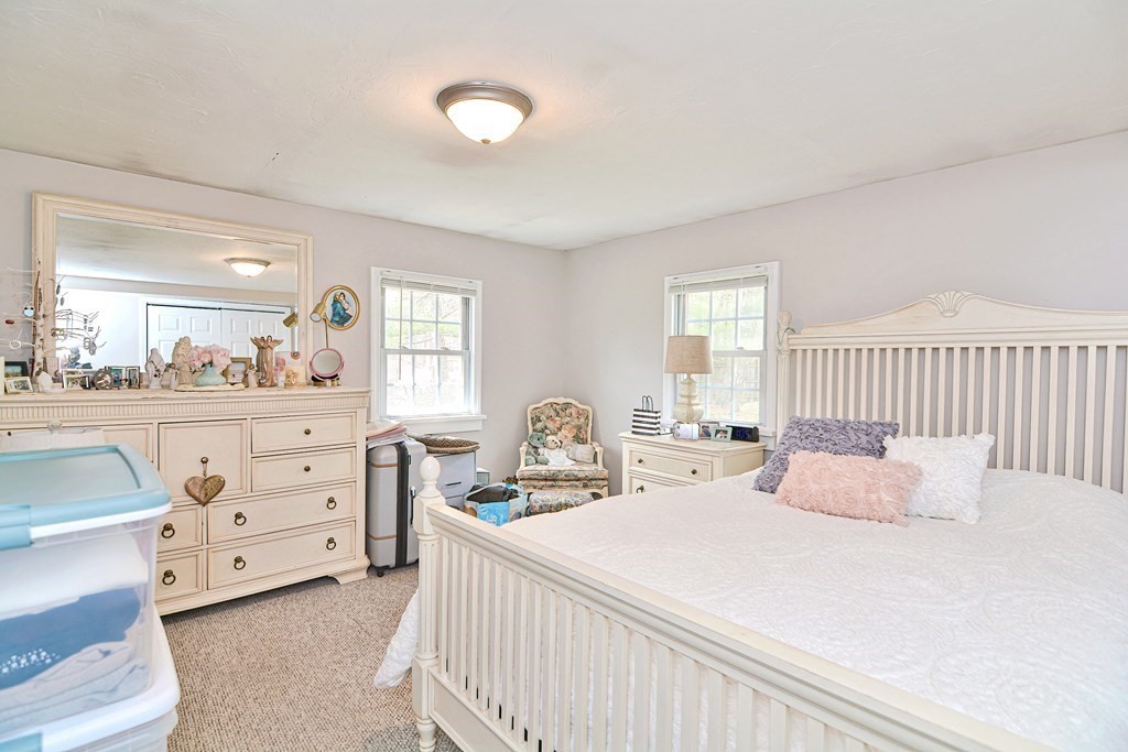 37 Center Street Northbridge, MA 01588 - Photo 33 of 39