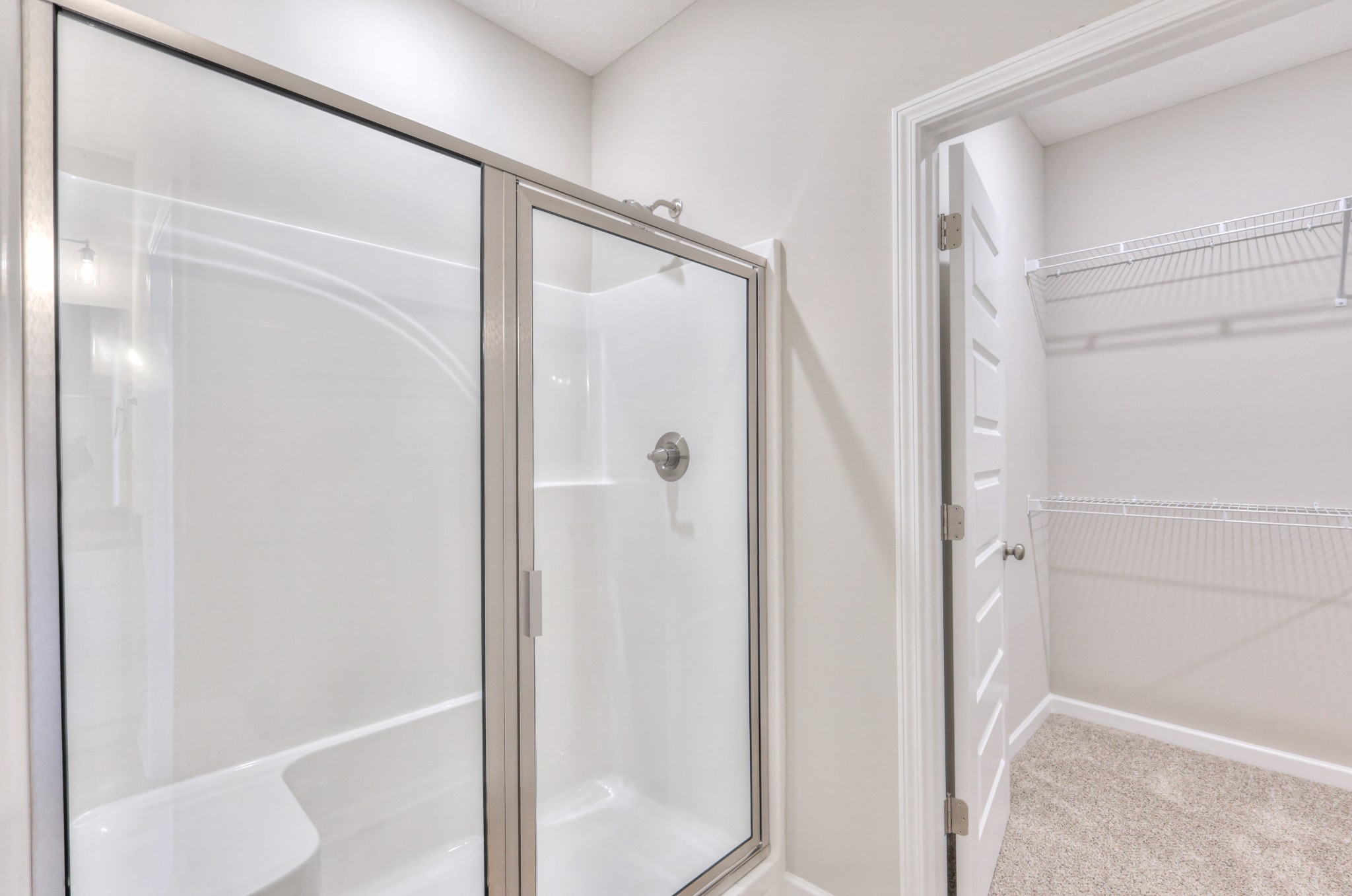 18 North Fork Branch Road Normandy, TN 37360 - Photo 4 of 28 a bathroom with a glass shower door