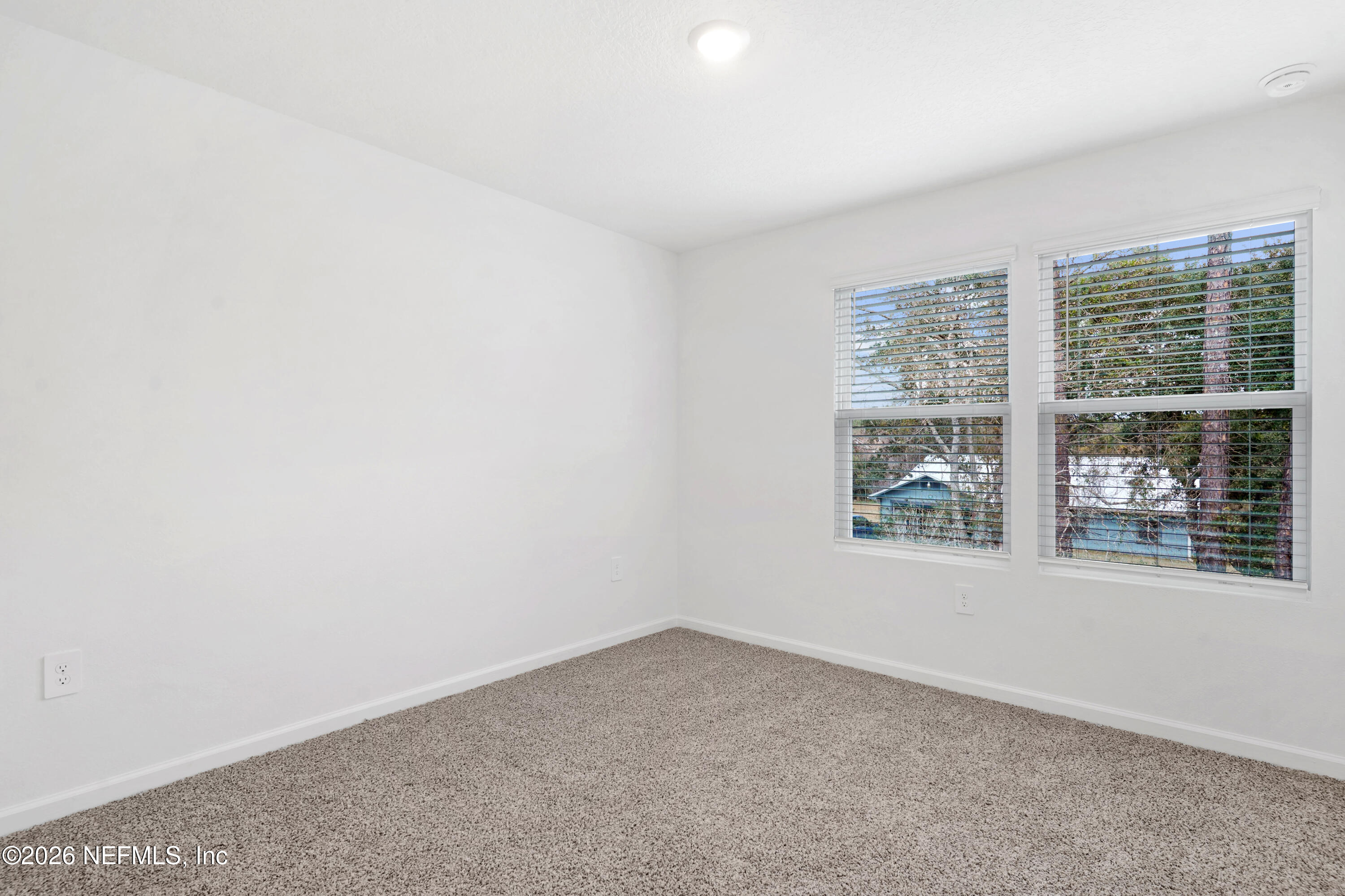 131 Palmetto Rdg Road St. Augustine, FL 32095 - Photo 13 of 26 an empty room with a window