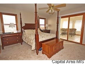 2712 Wordsworth Drive Springfield, IL 62711 - Photo 8 of 12