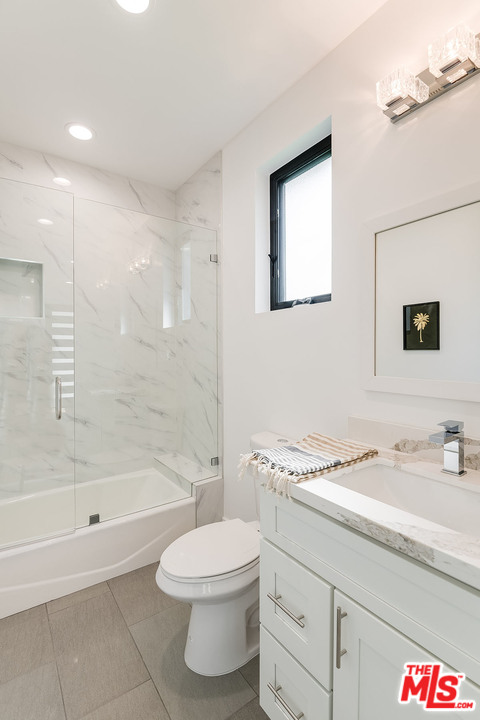 536 Jamestown Road Burbank, CA 91504 - Photo 16 of 54 Gallery Image 16