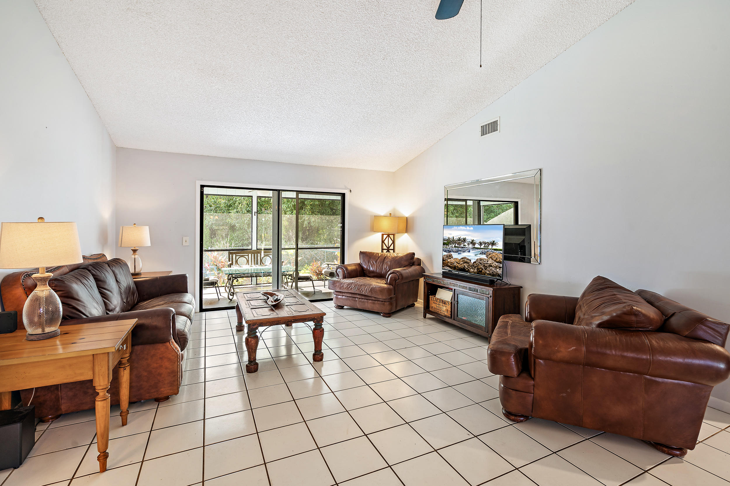 6774 Southeast Raintree Avenue Stuart, FL 34997 - Photo 5 of 25 Living