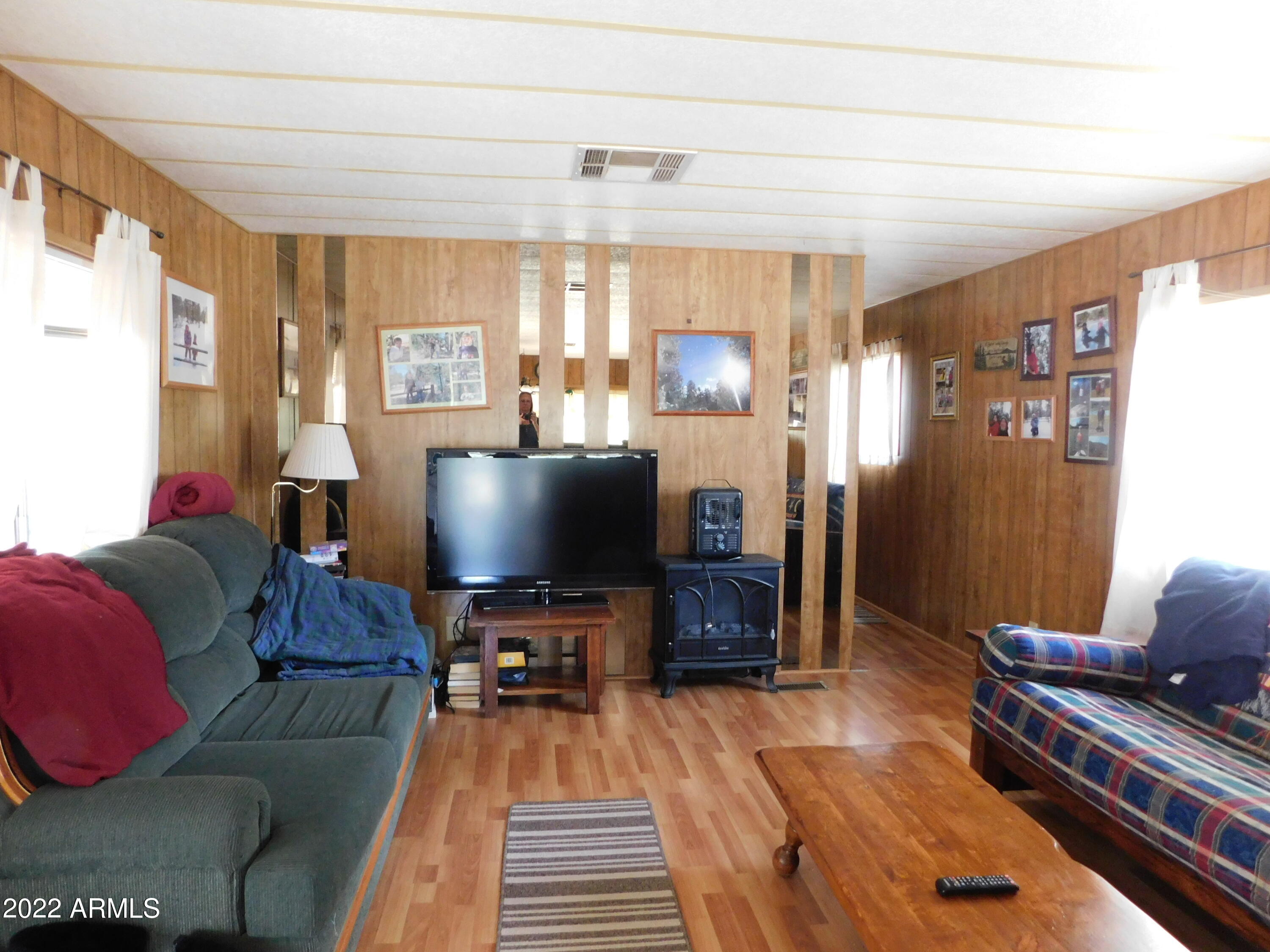2881 Wahoo Road Overgaard, AZ 85933 - Photo 11 of 30 2016-01-01 00.00.00-88