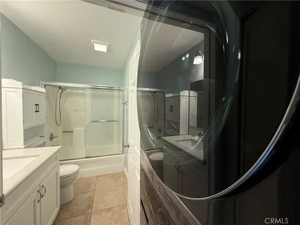 $393,000 | 7035 Woodley Avenue, Unit 116, Van Nuys, CA 91406