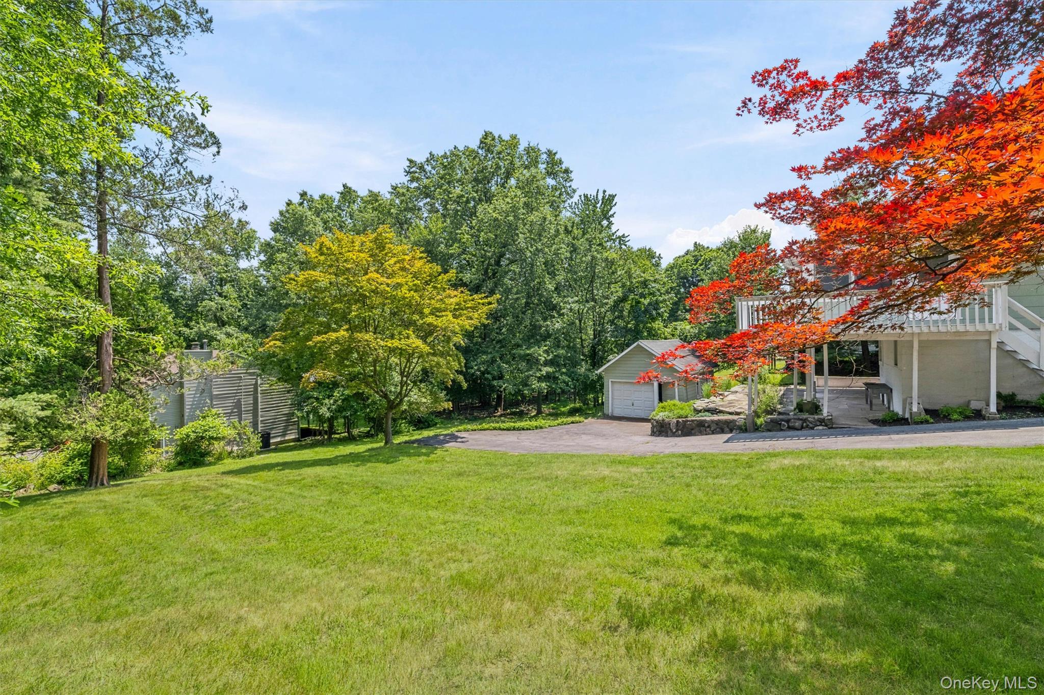 71 Stephens Road Tappan, NY 10983 - Photo 3 of 33