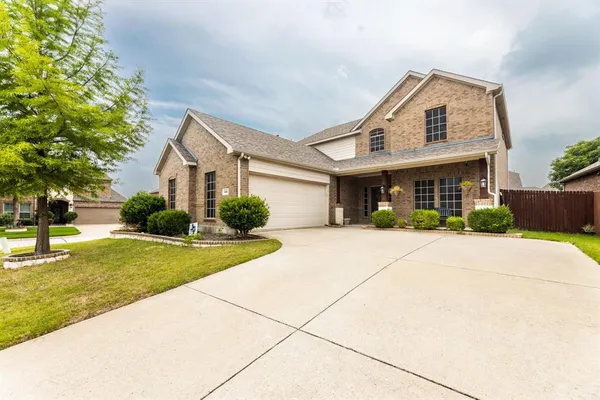 $2,900 | 912 Boerne Street, McKinney, TX 75072