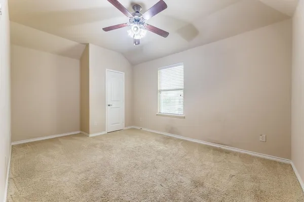 $2,900 | 912 Boerne Street, McKinney, TX 75072