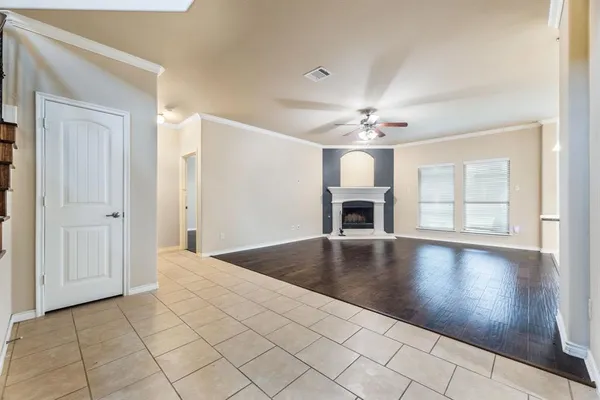 $2,900 | 912 Boerne Street, McKinney, TX 75072