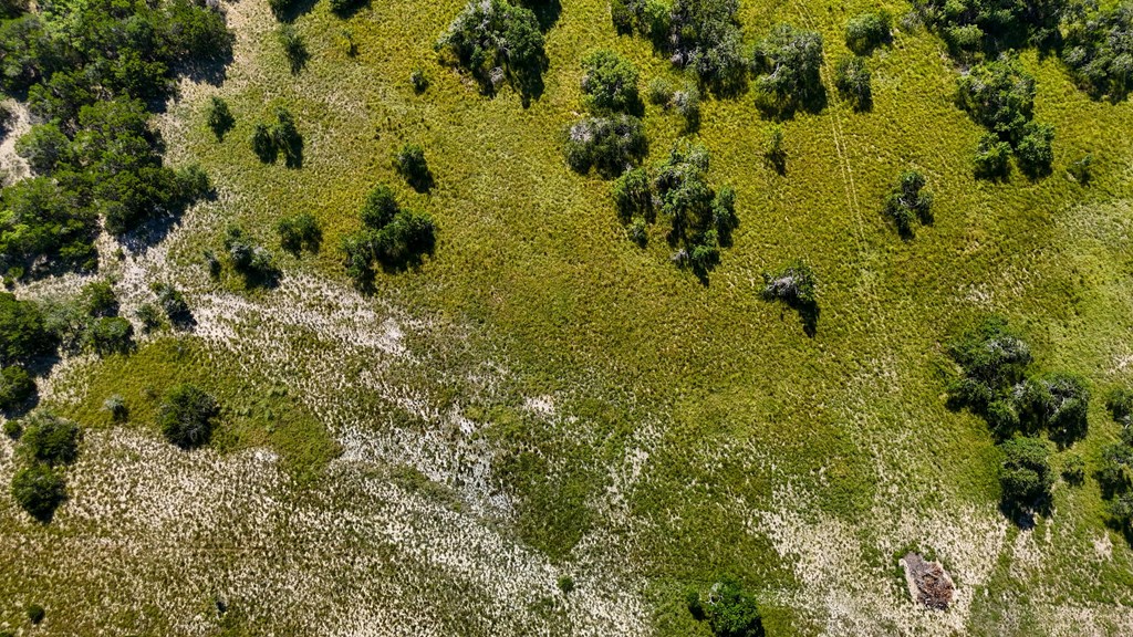 1215 Montell Road, Unit 187 Wimberley, TX 78676 - Photo 25 of 36