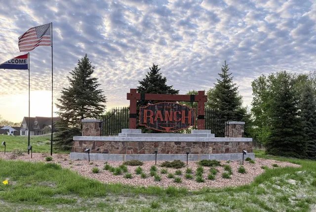 $289,000 | 7967 207th Street East, Prior Lake, MN 55372