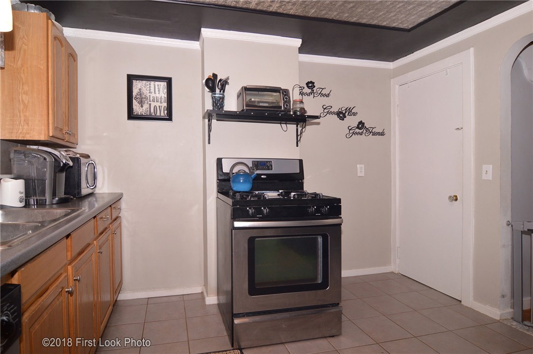 11 Whipple Road Smithfield, RI 02917 - Photo 11 of 31